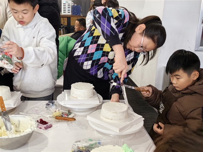 【陪伴成長(zhǎng)時(shí)刻，樂(lè)享親子時(shí)光】遠(yuǎn)通車友家庭日—?jiǎng)P迪拉克蛋糕DIY沙龍！#10940
